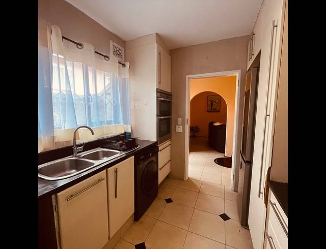 3 BEDROOM DUPLEX TO LET IN MUSGRAVE